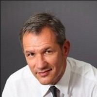 Bernard LOIRE DG de Nissan West Europe sur TF1 (IFAG Lyon 1991)